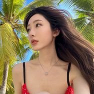 闻佳怡_抖音达人头像