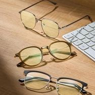 舒阅眼镜优选梵荣抖音号头像