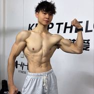 研哥哥啊抖音达人头像
