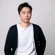 老狼🐺(逻辑与谎言)抖音达人头像