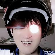 自律小刘抖音达人头像