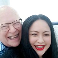 文静在加拿大（橱窗好物）抖音达人头像