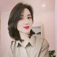 柏澜服装工作室1店抖音达人头像