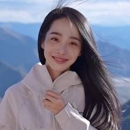 万相凡清（放牧种地版）抖音达人头像
