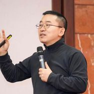 郑刚谈连锁扩张抖音达人头像