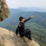 寒梅傲雪抖音达人头像