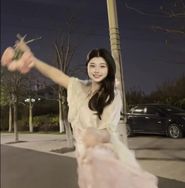 胖婷牛仔裤定制抖音达人头像