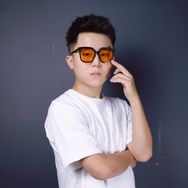 良介测评抖音达人头像