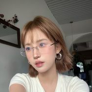 睫毛卷翘精华液3抖音达人头像