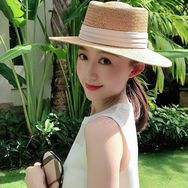 HT瞳💓（银行小姐姐）抖音达人头像