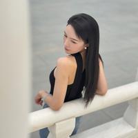 雨晴🍀抖音达人头像