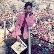英姐抖音达人头像