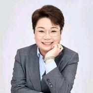 王惠英语教学-起飞品牌抖音达人头像