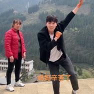 乡村小明🌻砥砺前行抖音达人头像