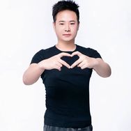小浩 (旅行直播)抖音达人头像