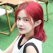车圈小龙女抖音达人头像