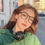 阿靖zi抖音达人头像