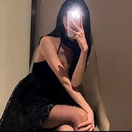 卿卿呀～抖音达人头像