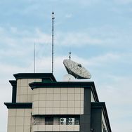 老阳的奇妙电波抖音达人头像