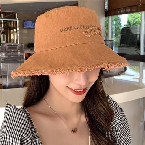 美娜吖👄正在直播直播封面