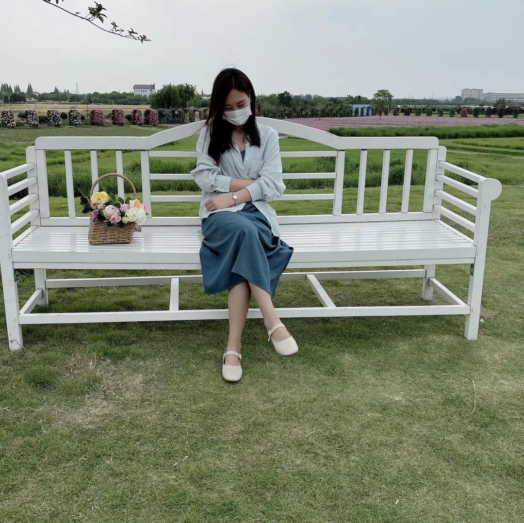 原歌时装正在直播直播封面