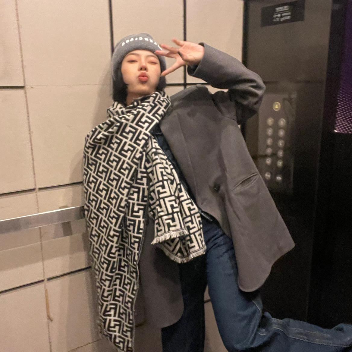 原相机无美颜无滤镜直播封面