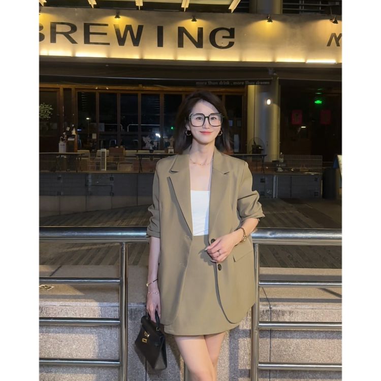 【拾月专属】2026年早秋季小西装外套女女款短裙西服裙套装新款洋气商品图