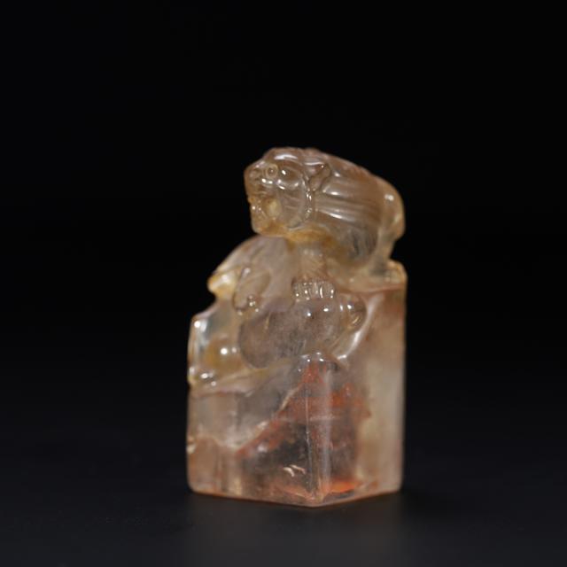 Lot1 清代 水晶瑞兽钮印章商品图