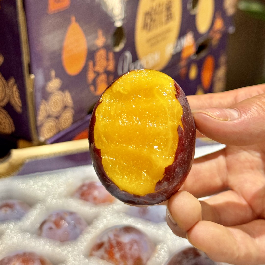 当季限定萨特蜂蜜西梅新品种甜嫩细滑约3.5斤装【顺丰包邮】商品图