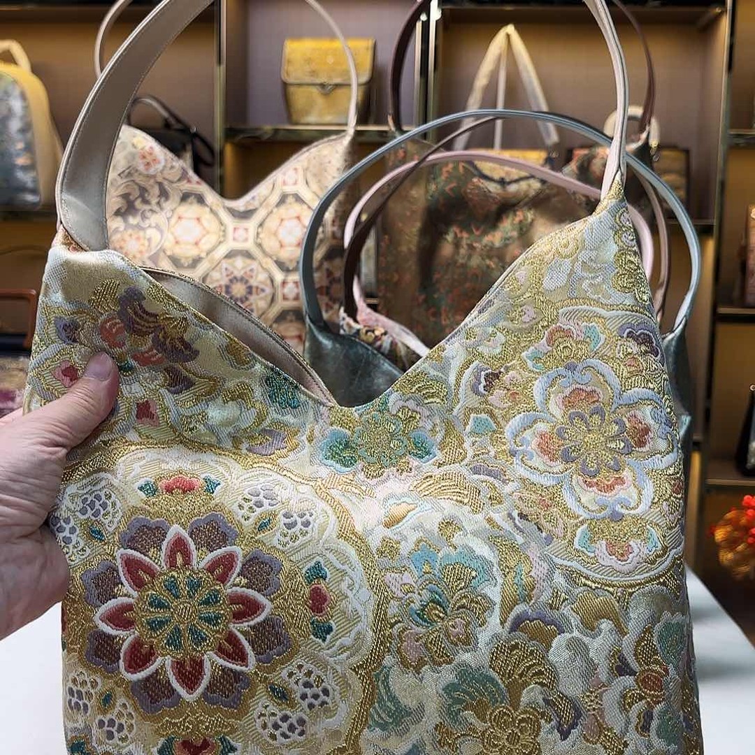 高定腋下包浮力大漏商品图