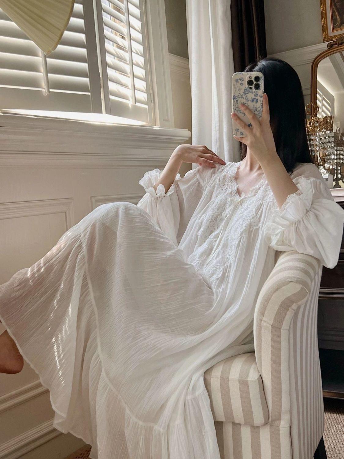 法式公主风睡裙女春秋宫廷风长袖带胸垫可外穿连衣长裙