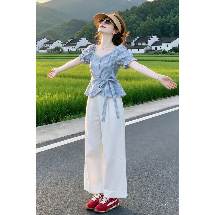 韩系清新蓝白格纹方领木耳边短袖衬衣夏大码胖mm藏肚收腰通勤套装商品图