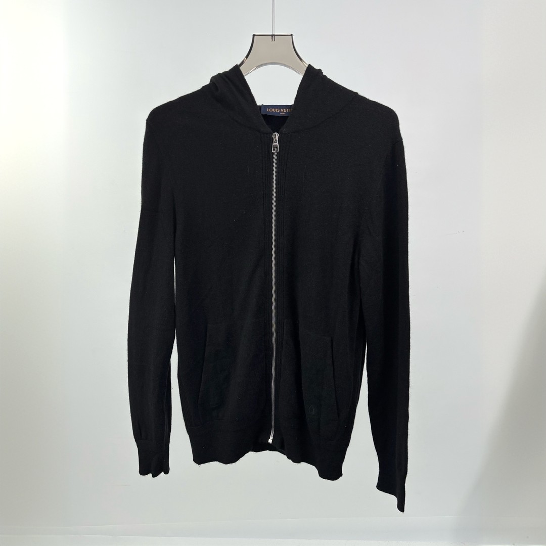 99新 YSL/圣罗兰 LV刺绣小LOGO山羊绒拉链外套 M码15107商品图
