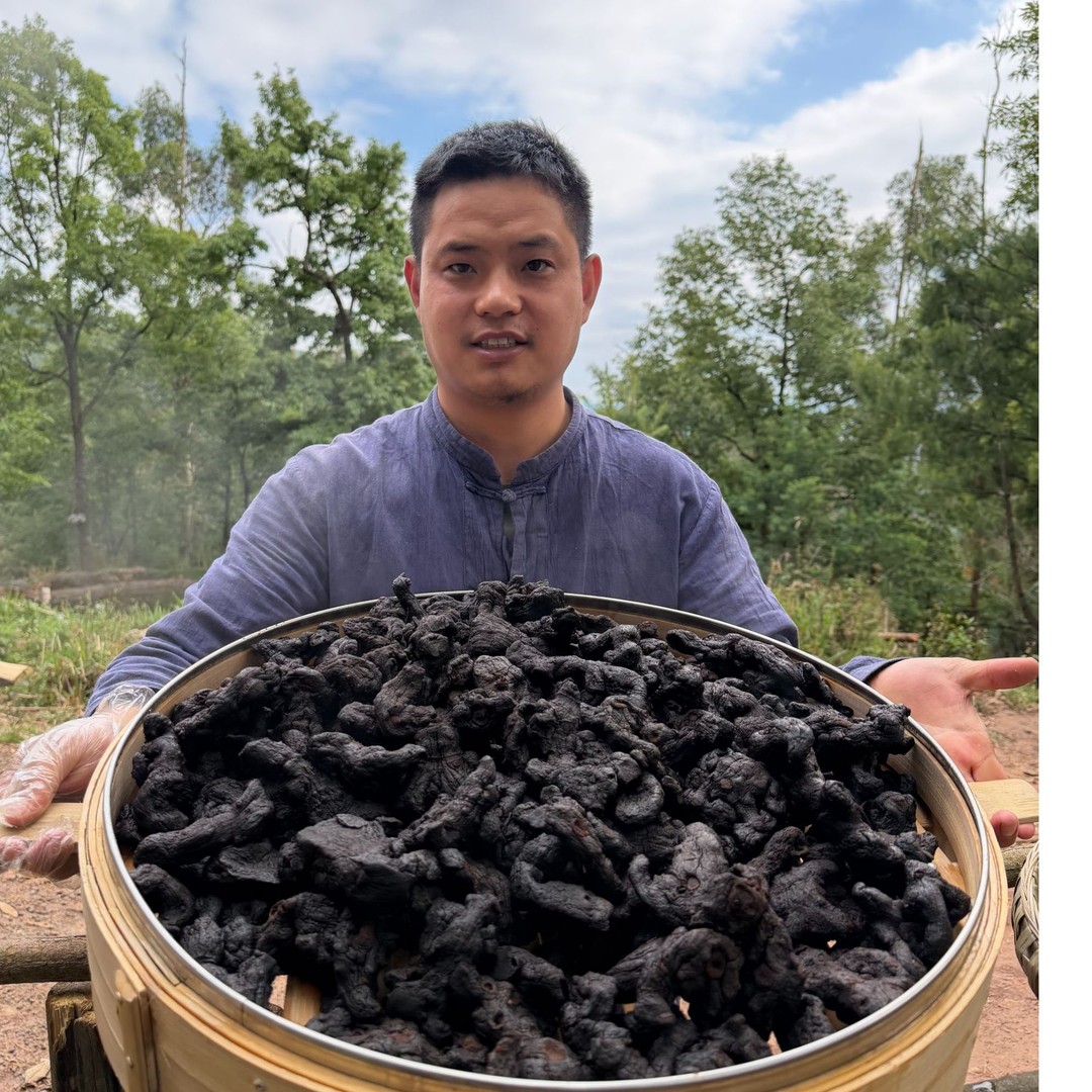 2古法九蒸九晒黄精 云南深山多花黄精 可直接吃泡茶泡酒