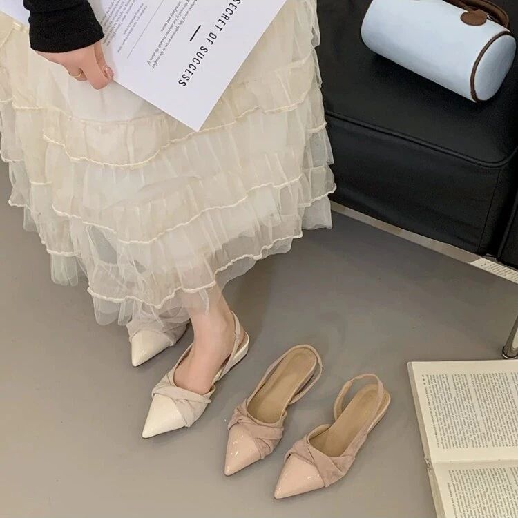 包头凉鞋女2026新款夏季外穿小坡跟平底法式绝美裸色后空尖头单鞋商品图