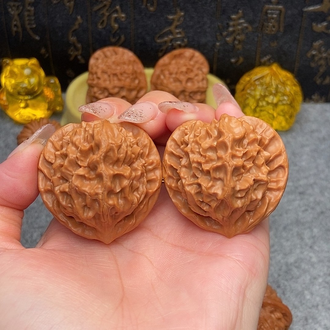 文玩核桃把件毕业精品精配桃心龙鳞42全品油蜡皮绝配商品图