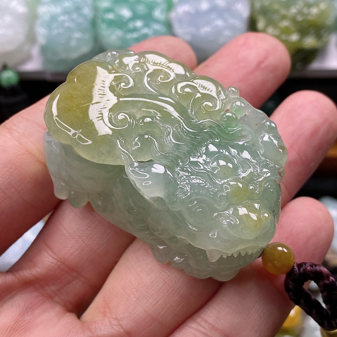 缅甸天然A货翡翠冰润精雕冰黄口含珠招财如意貔貅吊坠商品图
