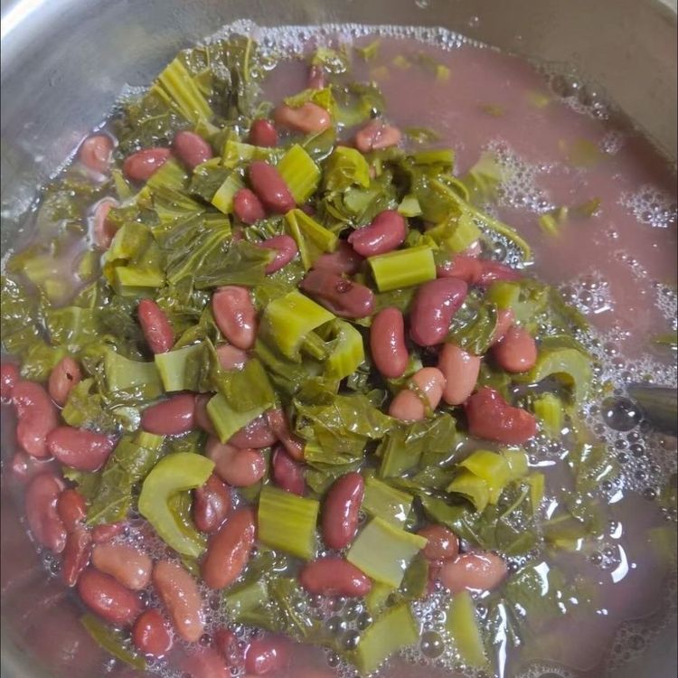 【酸菜豆米】贵州正宗酸菜米豆遵义特产免煮下饭菜即食红豆汤包邮商品图
