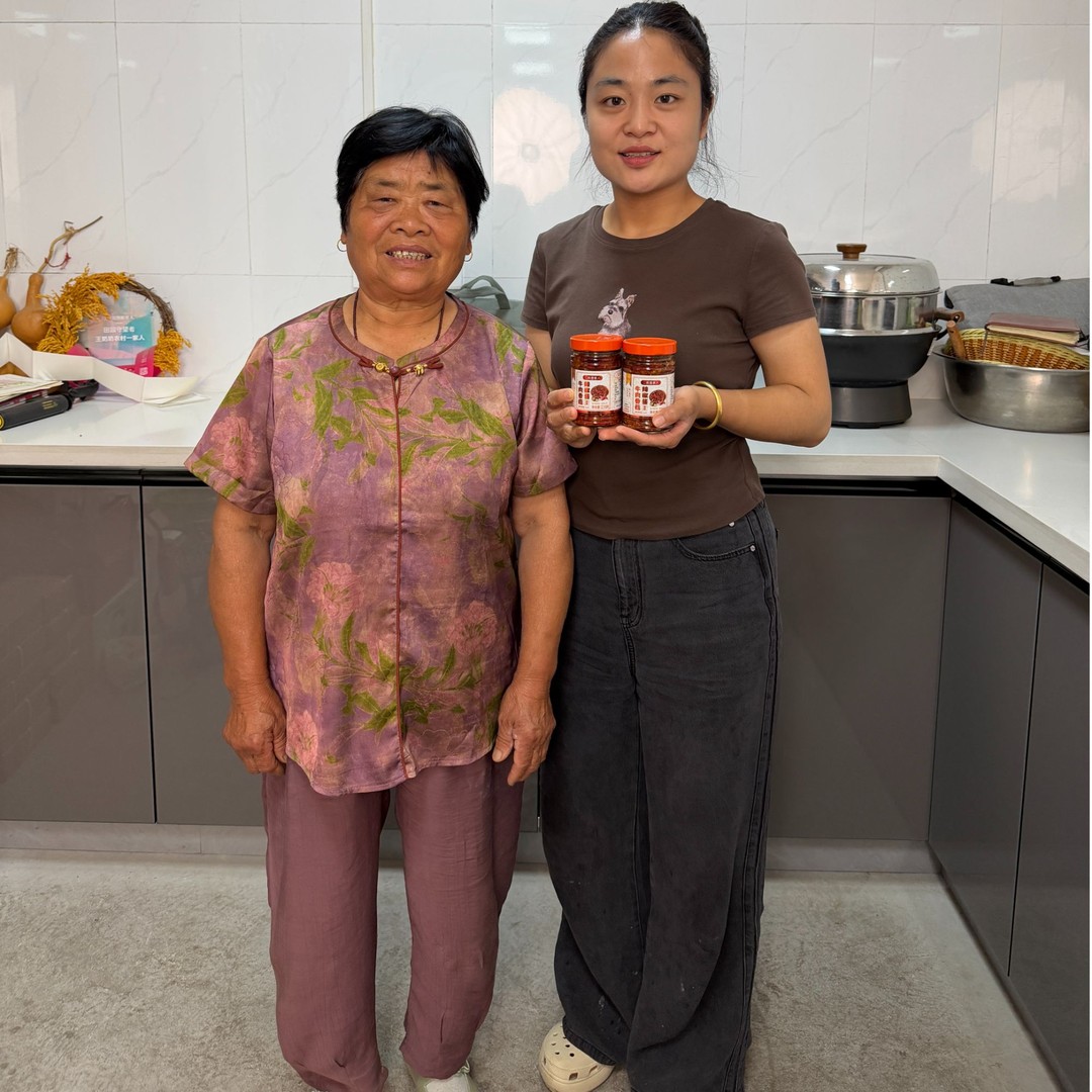 【二航壹家人】下饭牛肉香菇辣椒酱(没有试吃）商品图