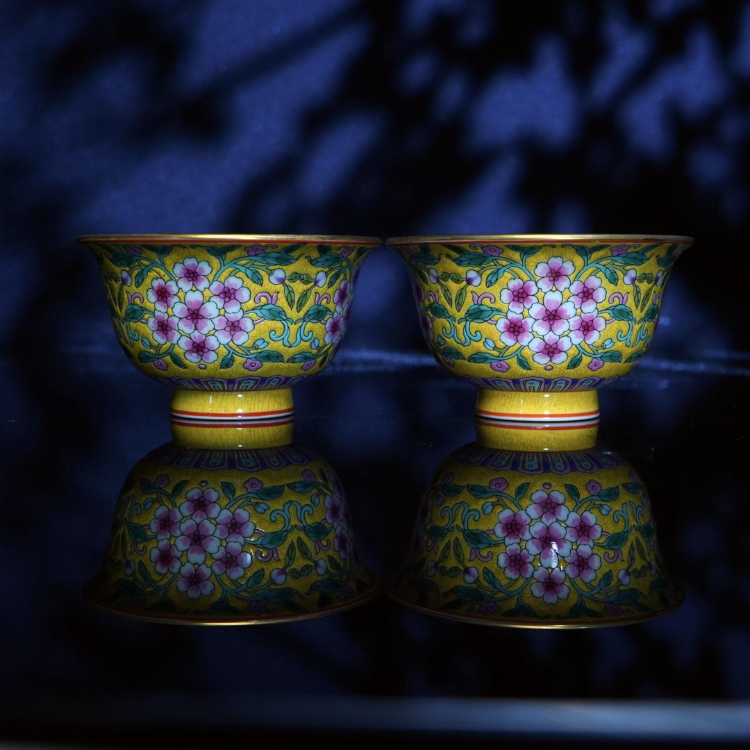 lot5546-J21清・黄地粉彩缠枝梅花纹高足对杯D9-7AA24800092商品图