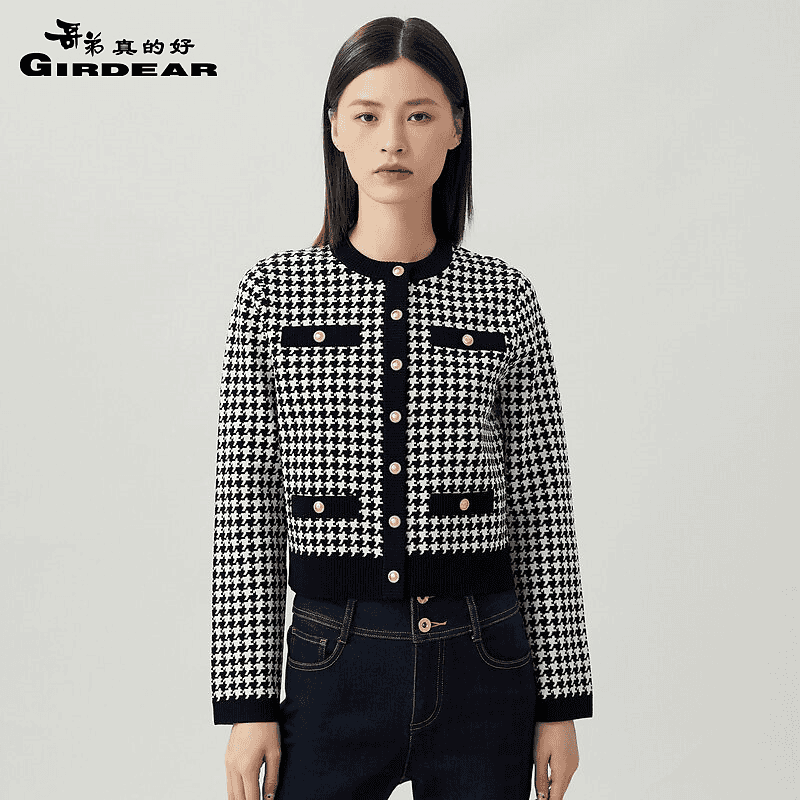 抖音哥弟真的好官方品牌店 2023-05-02|时髦精的穿搭,新品赏鉴|直播数据与分析报告 - 蝉妈妈数据