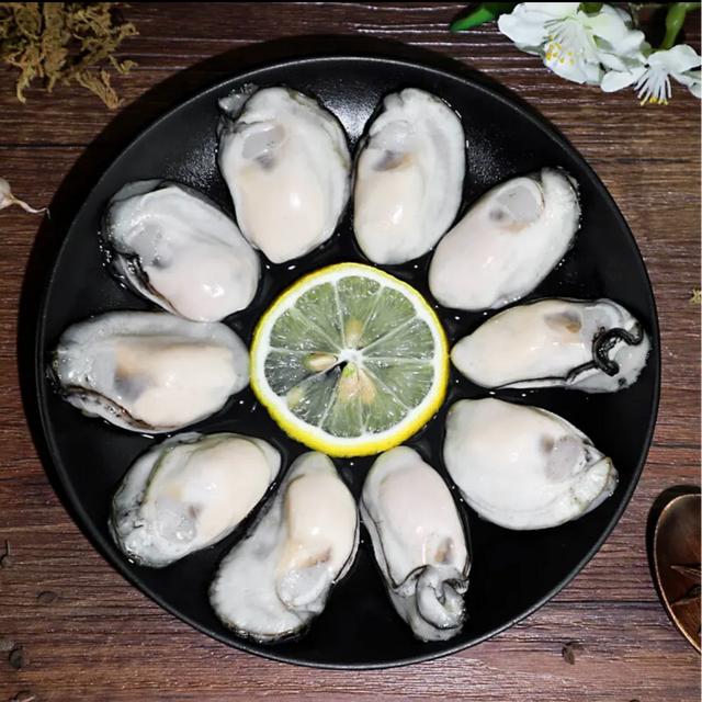【顺丰发货】①鲜活现剥鲜嫩冰冻生蚝肉 去壳纯肉 250克/包 到手7包商品图
