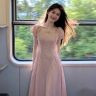 法式温柔风粉色方领泡泡袖收腰显瘦夏季连衣裙女出片漂亮衣服裙子商品图