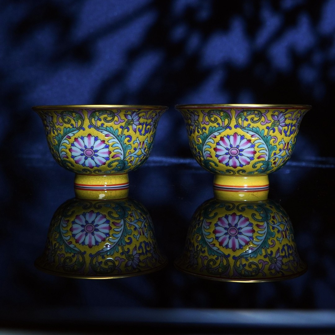 lot5539-J14清・黄地粉彩缠枝宝相花纹高足对杯D9.5-7AA24800094商品图