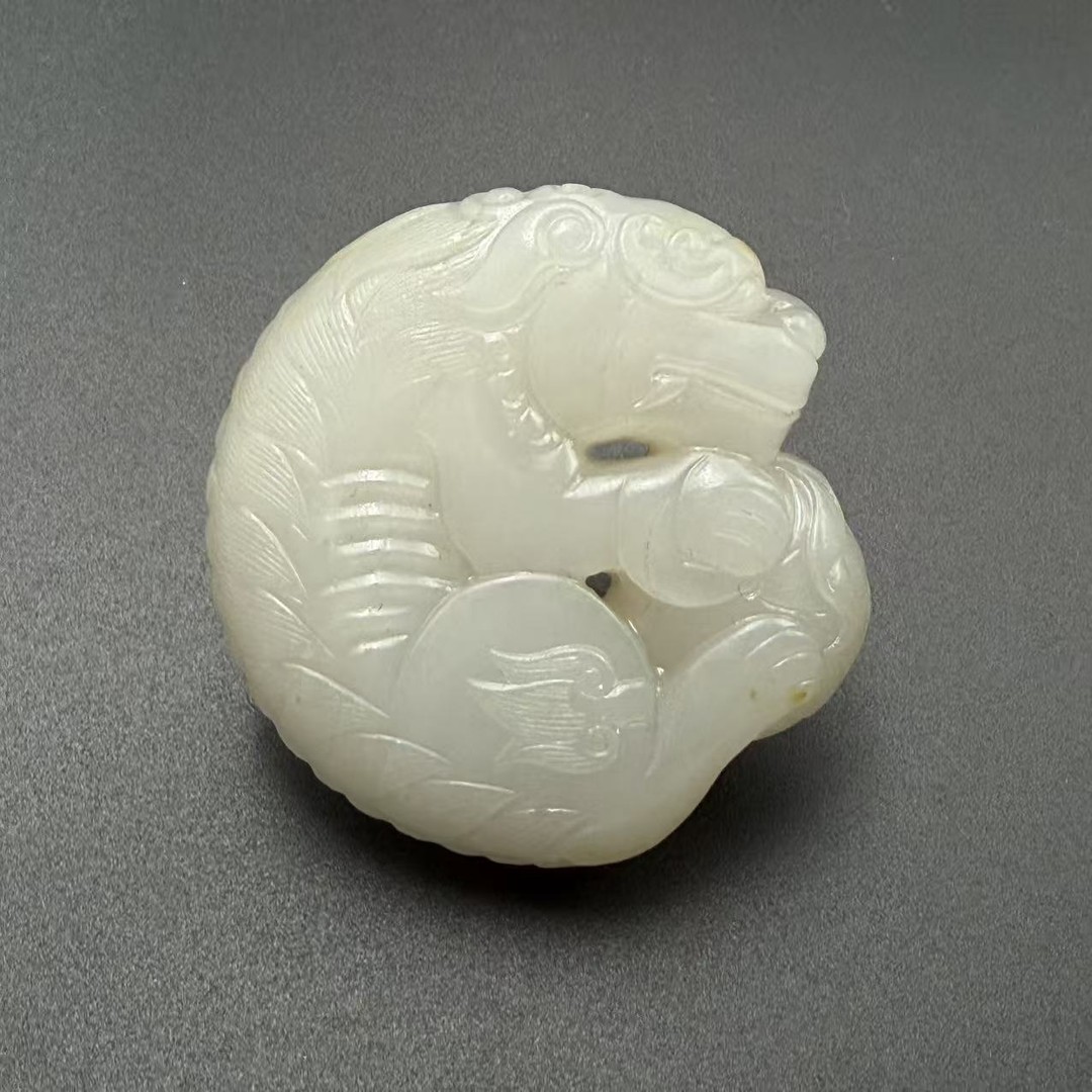 LOT.30/20世纪和田玉瑞兽雕件/Q535337商品图