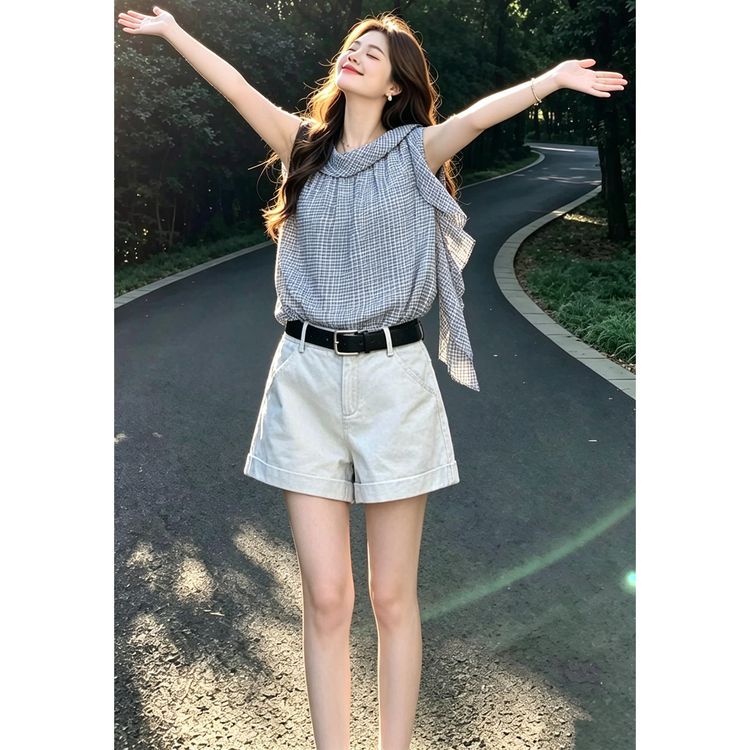 复古格子无袖背心衬衫女夏2026显瘦设计感荷叶边飘带上衣短裤套装商品图