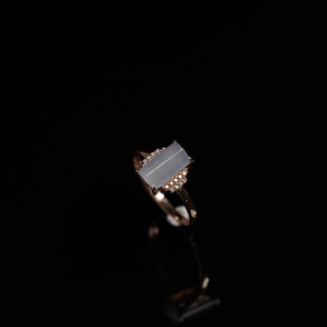 YQR008  白冰马鞍戒指商品图